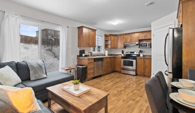 *WOW* Executive apartment - bright & cozy! in Paradise