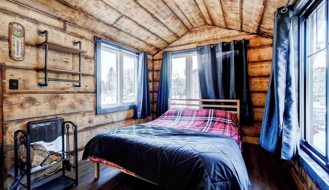 Your Cozy Cabin Retreat