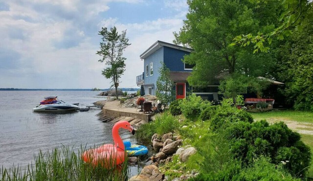 ZuKaLand Lakehouse|Rooftop Terrace|Optional Cedar WoodFired Cedar Hot Tub & Sauna