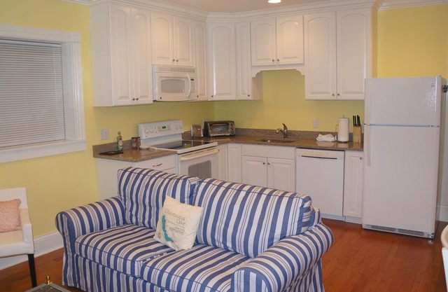 Chautauqua Institution 2 Bedroom/2 Bath Basement Apartment