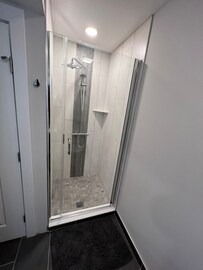Luxury Studio at Pierce Arrow #3
