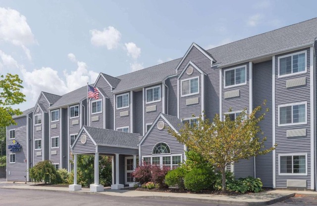 Microtel Inn 