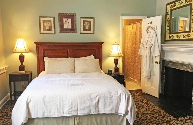 Morris Hotel 