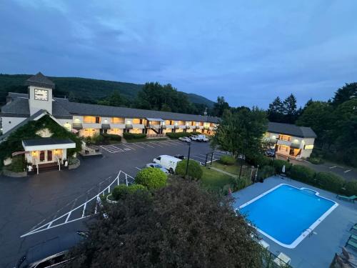 Mountain Inn 