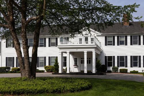 The Litchfield Inn 
