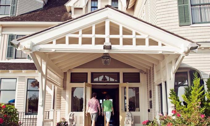 Ocean Drive Hotel | Castle Hill Inn