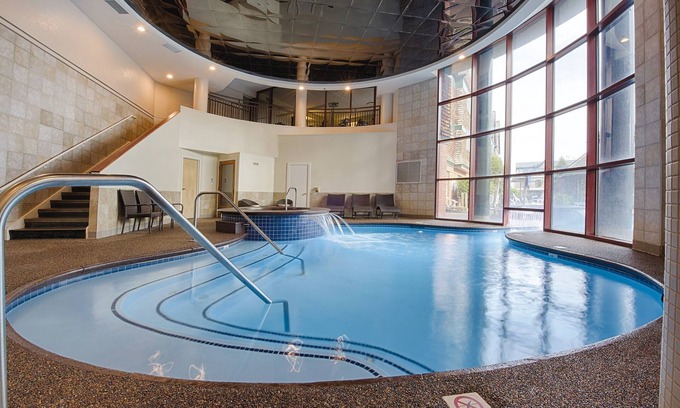 The Point Resort | New England Charm - Waterfront 2BR Deluxe w/ Fishing, Sailing, Croquet & More