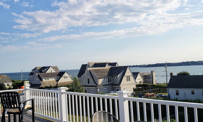 Easton's Point House | WATER VIEWS from 2 Decks! WALK to 2 Beaches!