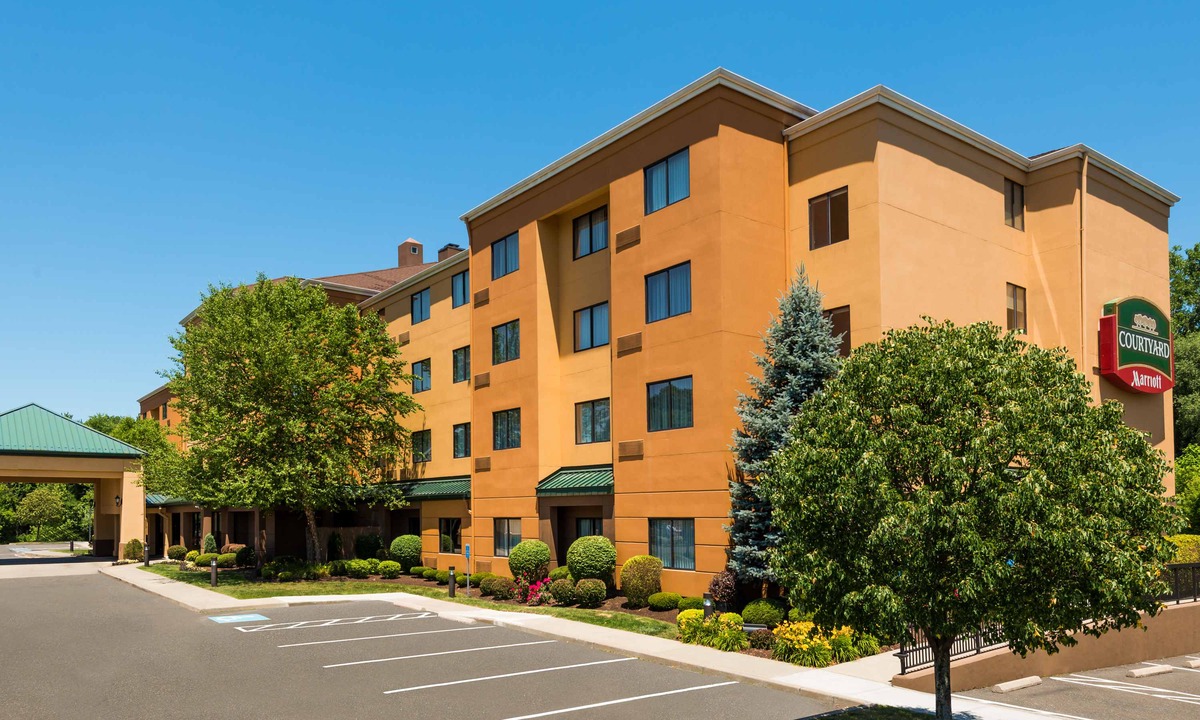 Danbury Hotel | Courtyard by Marriott Danbury
