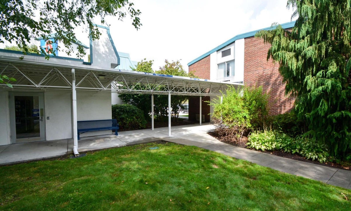 Warwick Hotel | Radisson Hotel Providence Airport