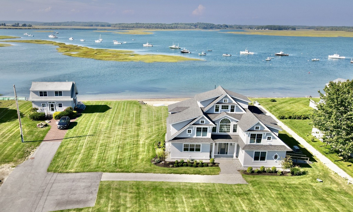 Scarborough House | Waterfront Estate in Pine Point, Scarborough Maine with Private Beach