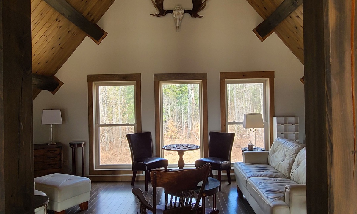 Val-des-Bois Bed & Breakfast | Un endroit pour se détendre, jouer et rêver! / A place to relax, play & dream!