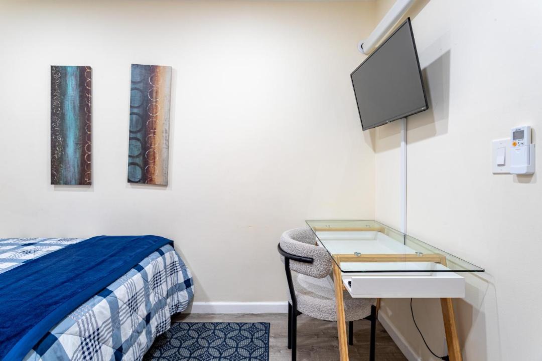 New Rochelle Apartment | Luxe Retreat 2 Bedroom Hideaway Minutes from NYC