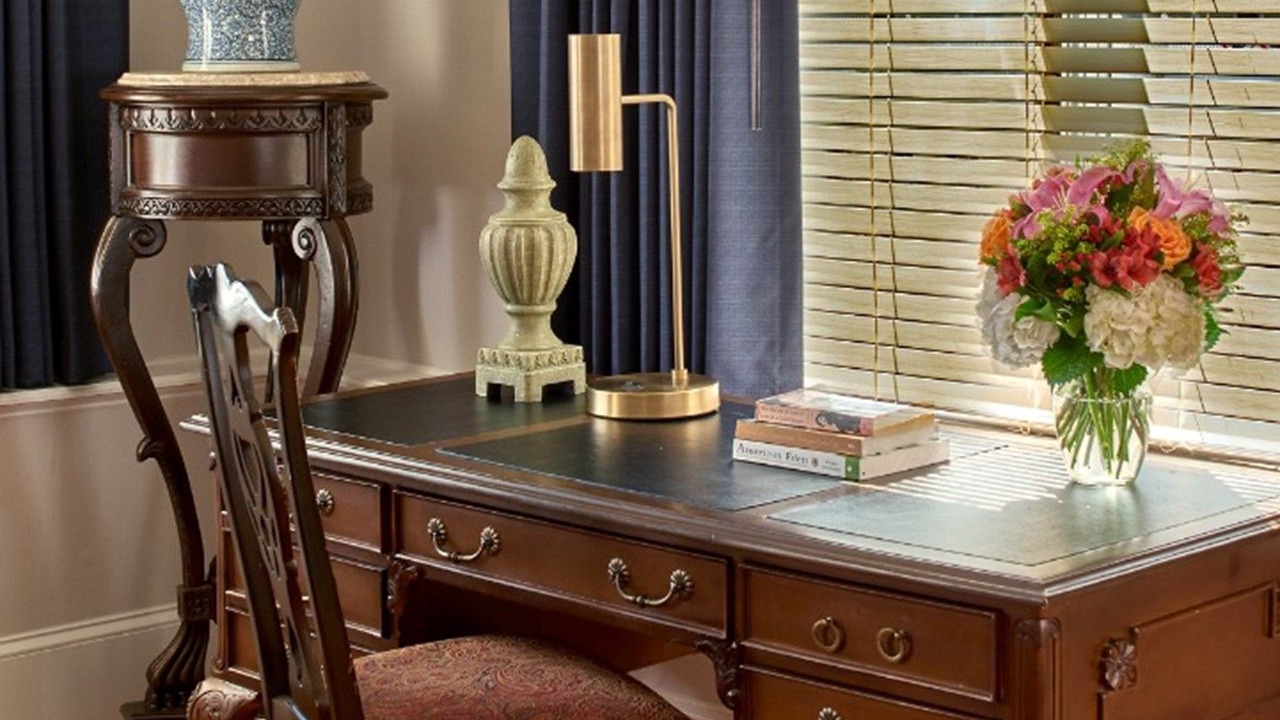Photo of Livingroom in Historic Hill