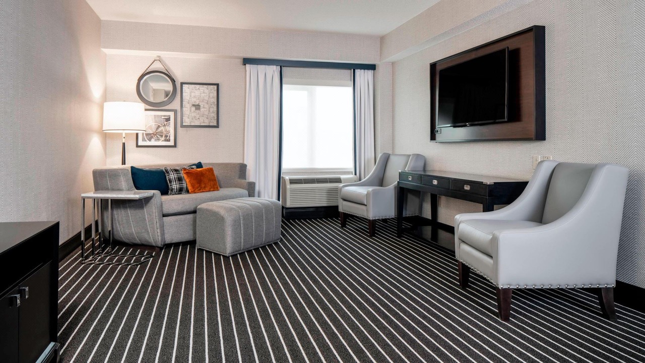 Photo of Livingroom in Coolidge Corner South Side