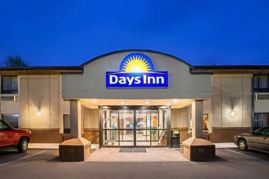Photo of Buildings in Iselin