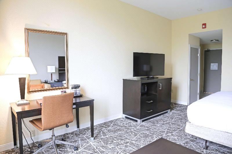 Photo of Livingroom in Rockland
