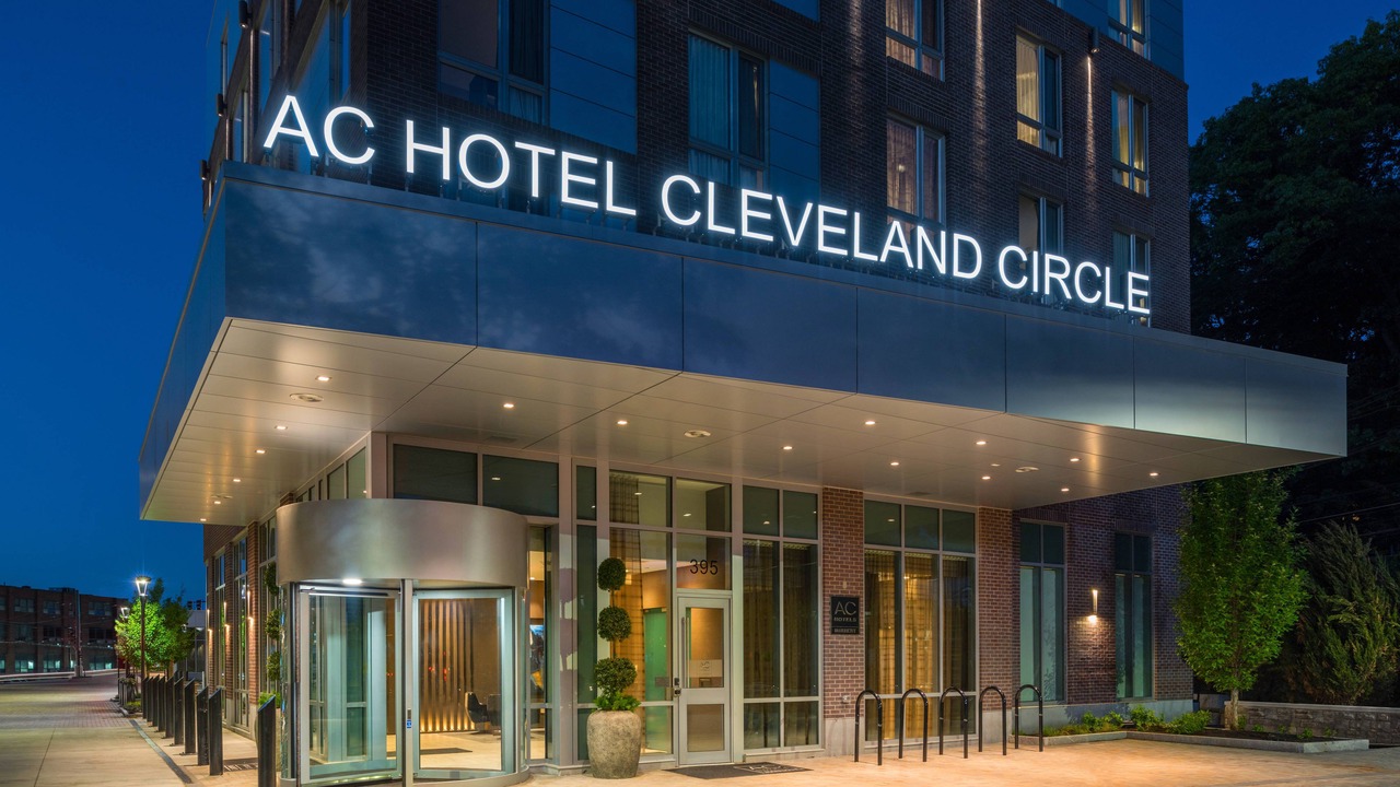 Photo of Buildings in Cleveland Circle