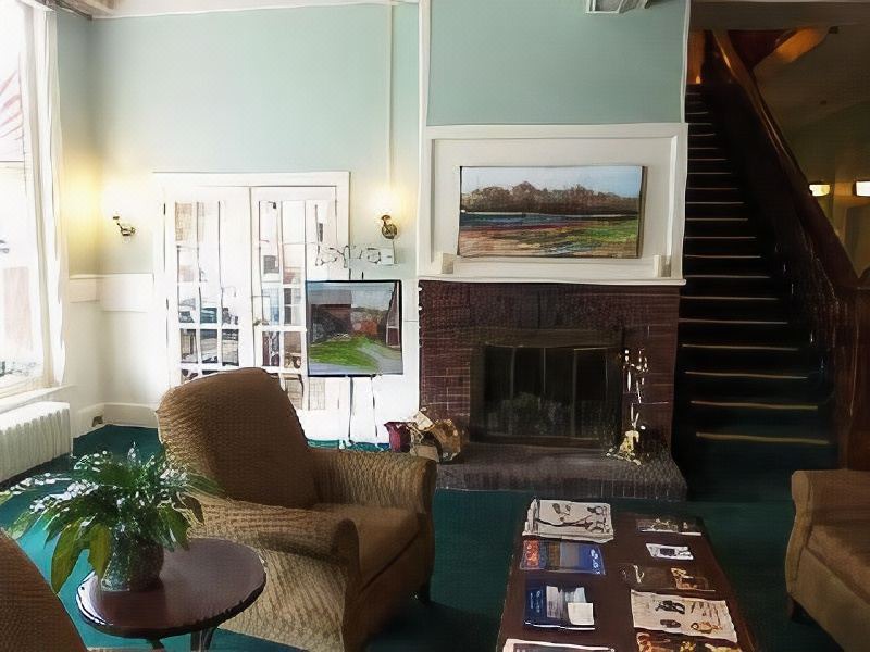 Photo of Livingroom in White River Junction