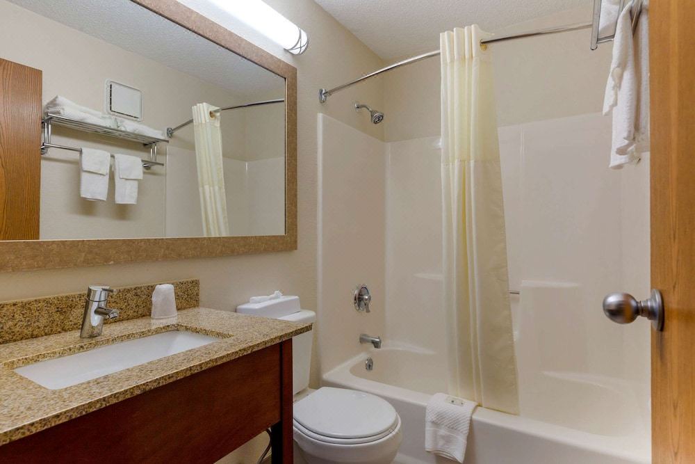 Photo of Bathroom in Lee