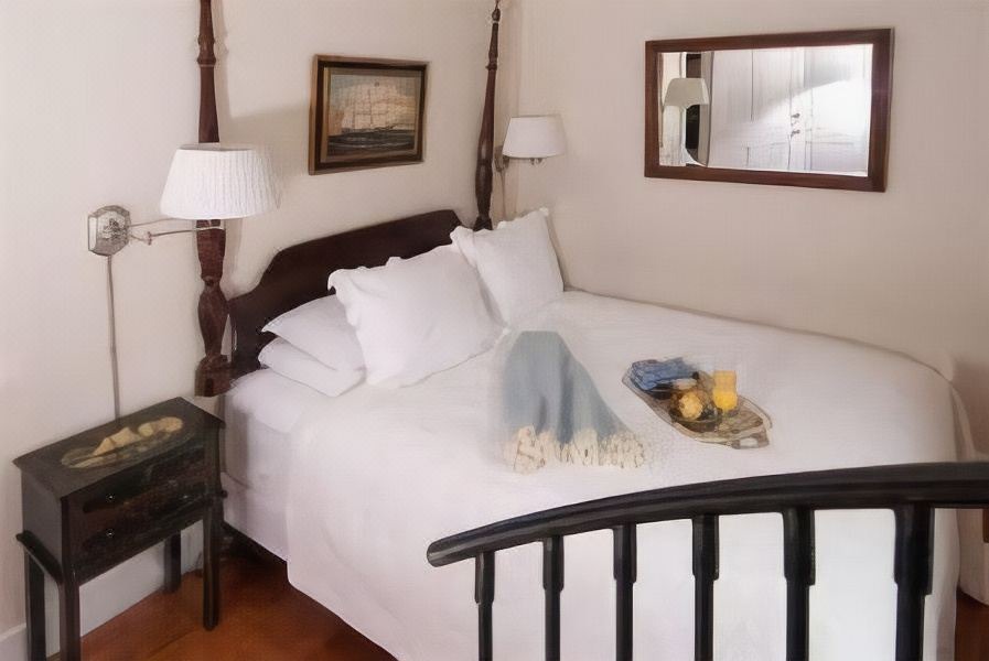 Photo of Bedroom in Top of the Hill