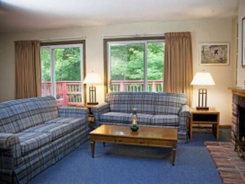 Photo of Livingroom in Stoneham