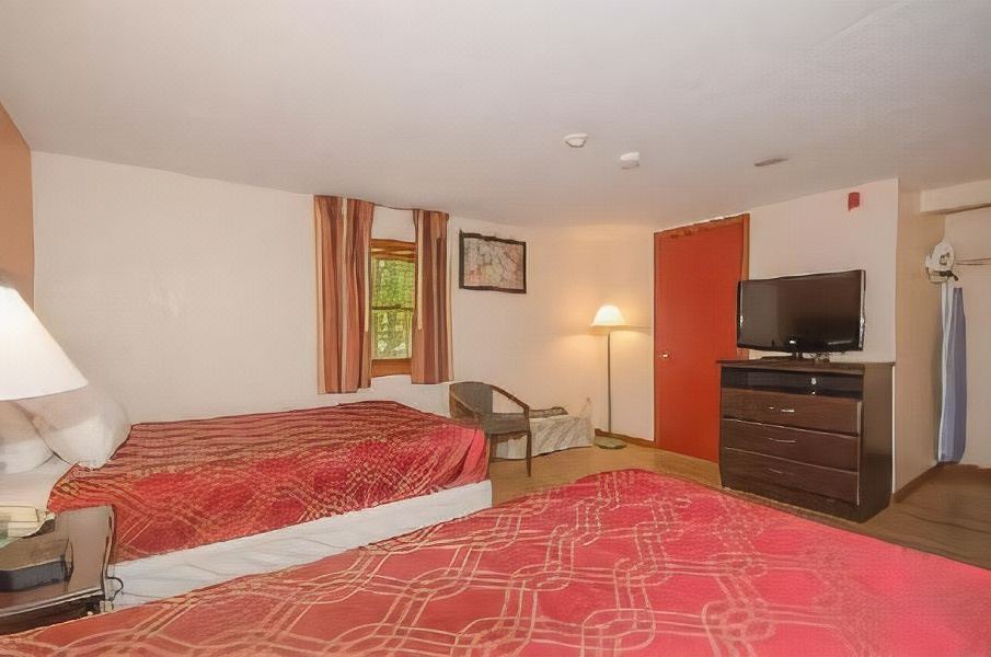 Photo of Bedroom in Sharon