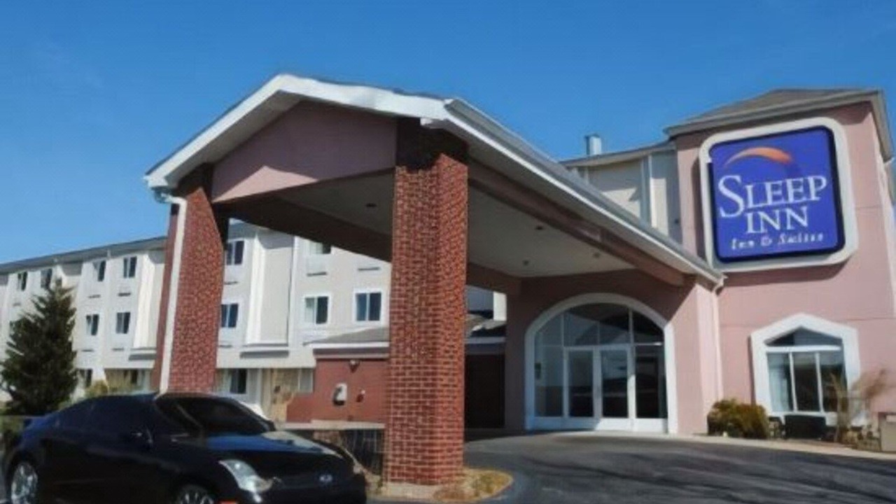 Photo of Buildings in Niantic