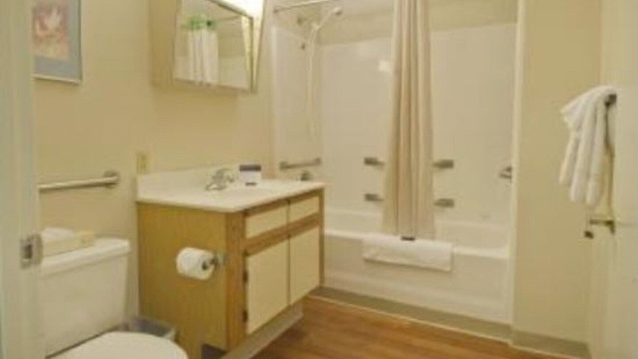 Photo of Bathroom in South Hills