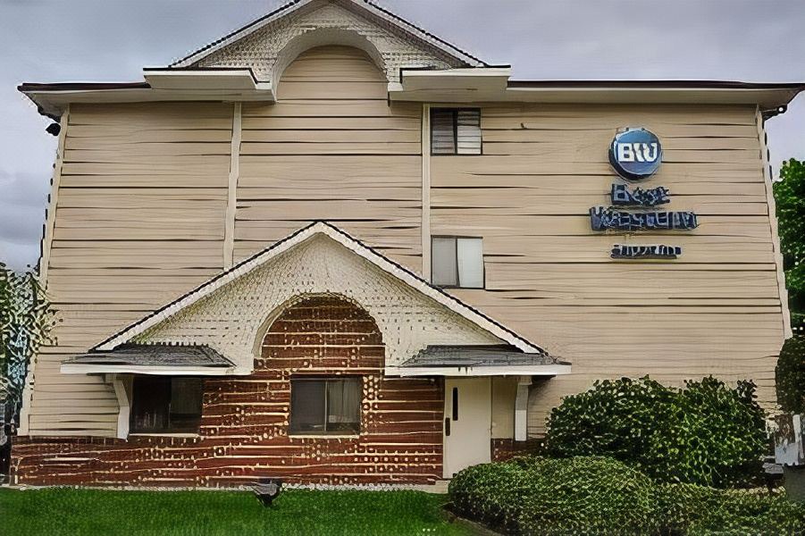 Photo of Buildings in Warwick