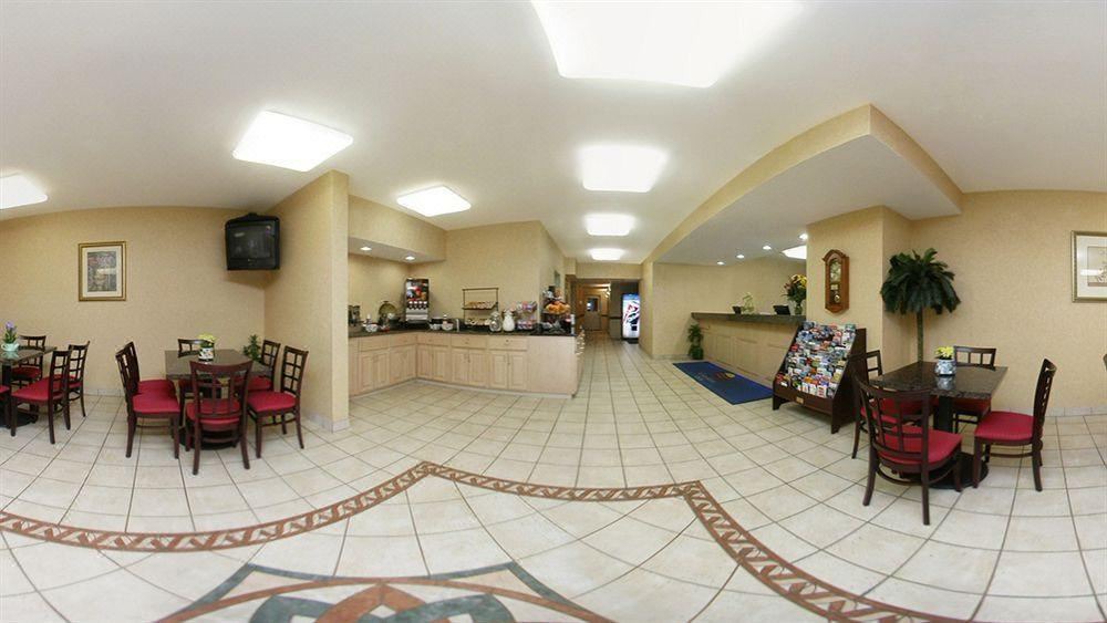 Photo of Livingroom in Guilford