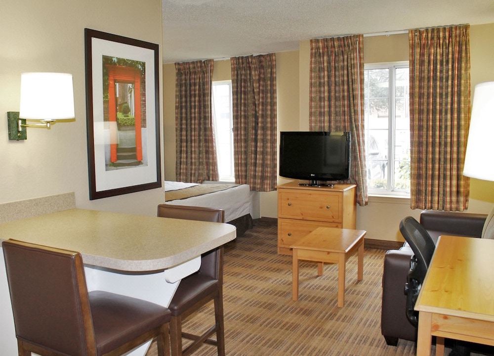 Photo of Livingroom in Shelton