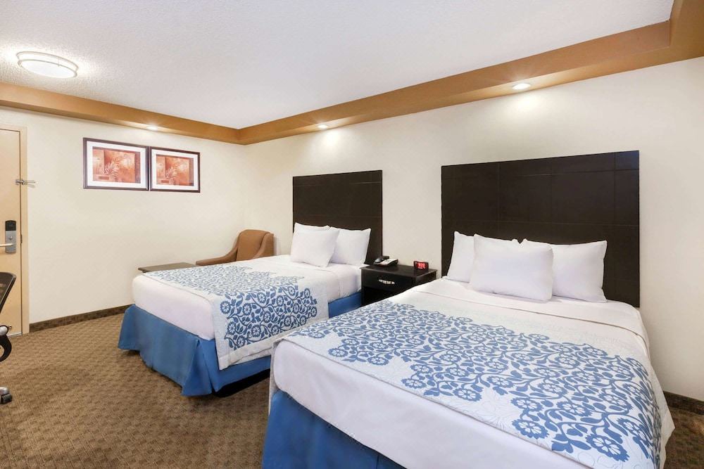 Photo of Bedroom in Iselin