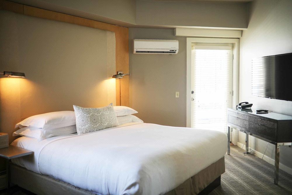 Photo of Bedroom in Historic Hill