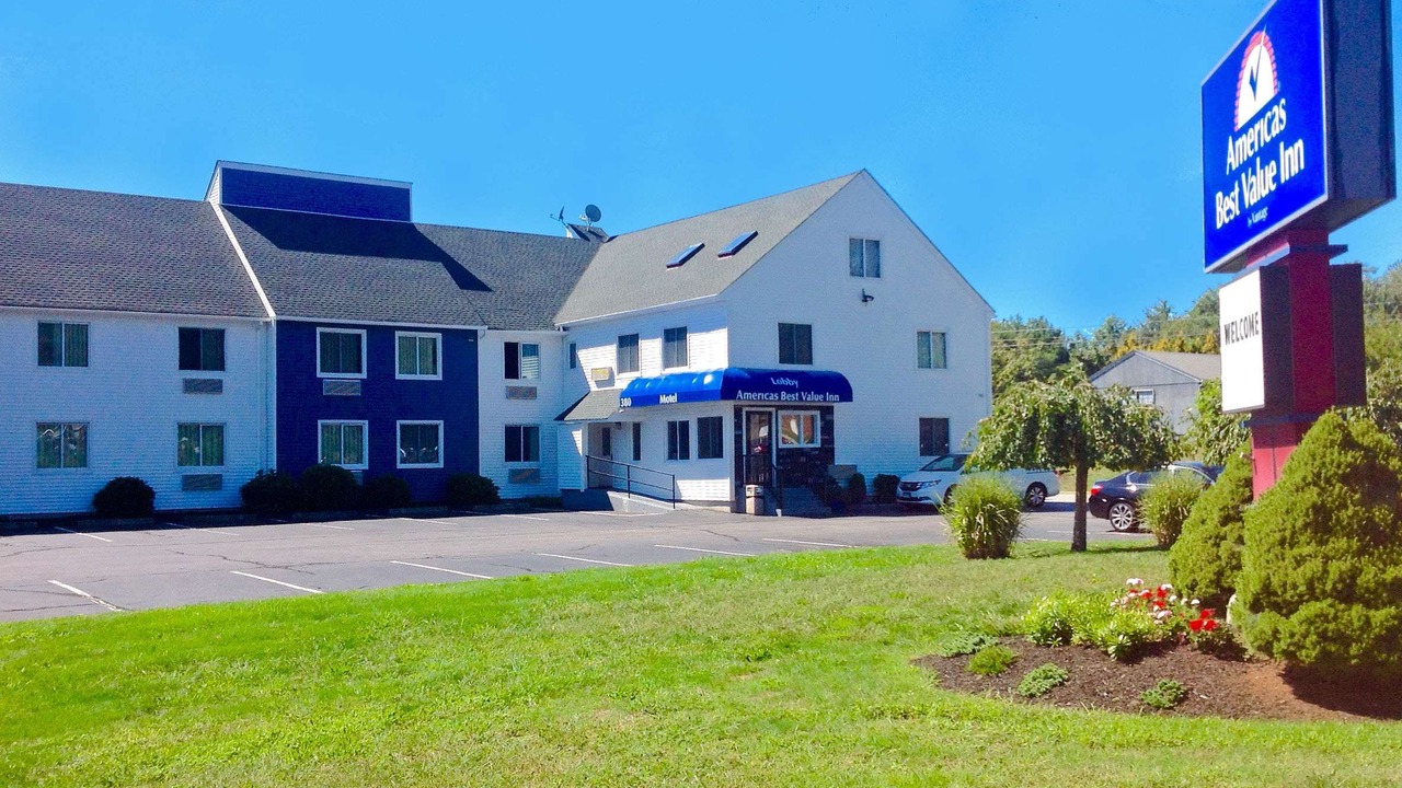 Photo of Buildings in New London