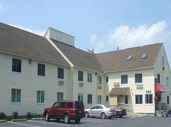 Photo of Buildings in New London