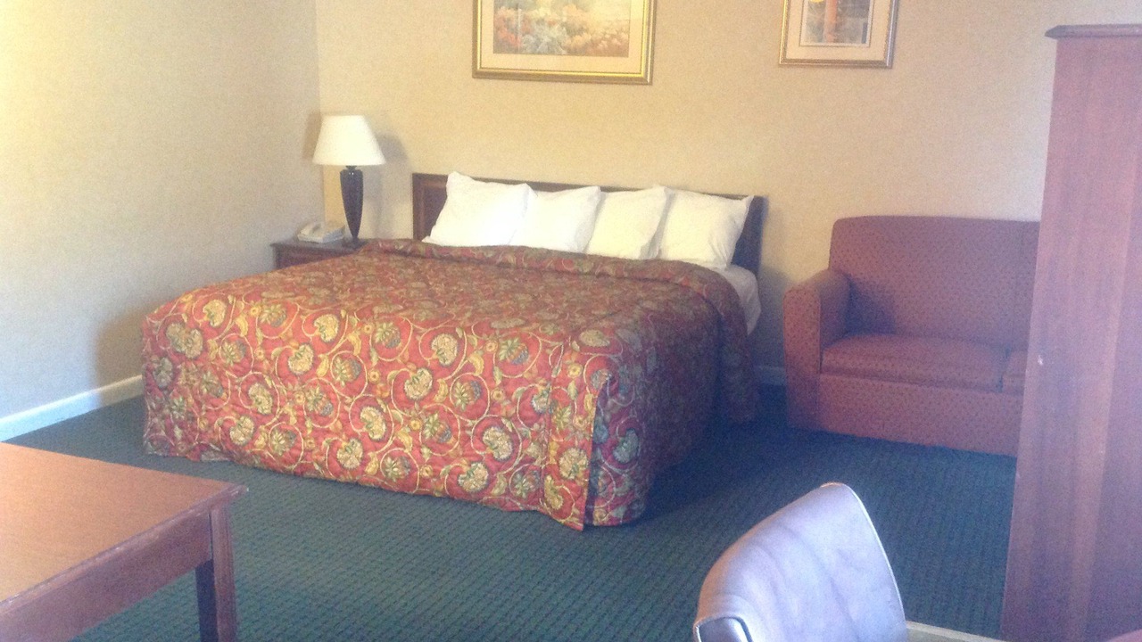 Photo of Bedroom in New London