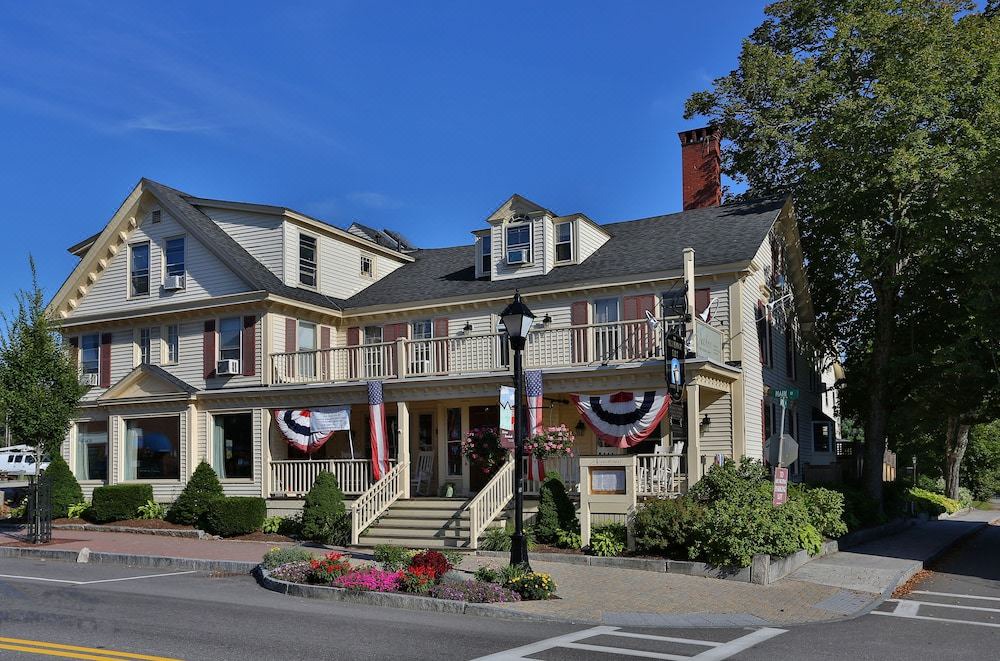 Photo of Buildings in Kennebunk