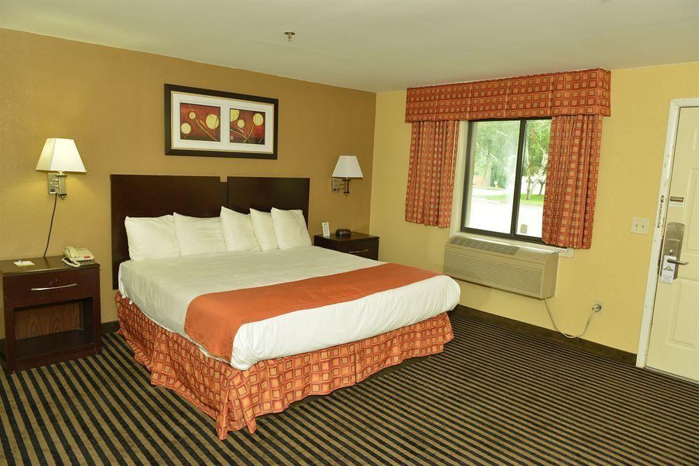 Photo of Bedroom in Hamden