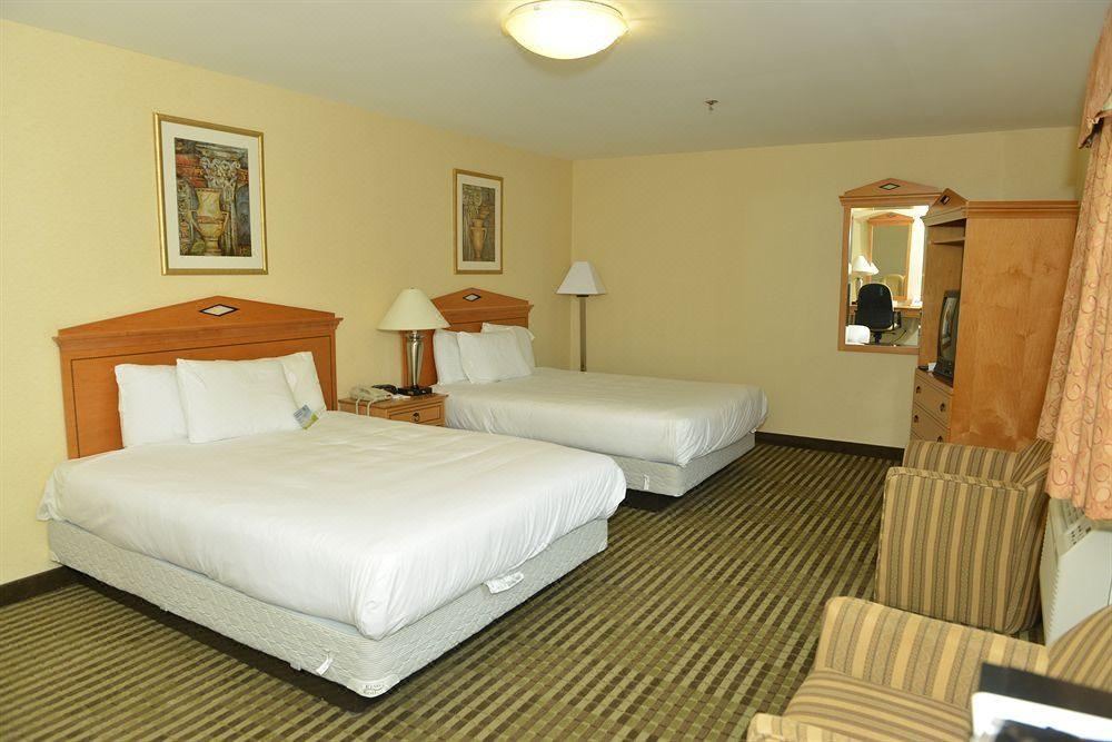 Photo of Bedroom in Hamden