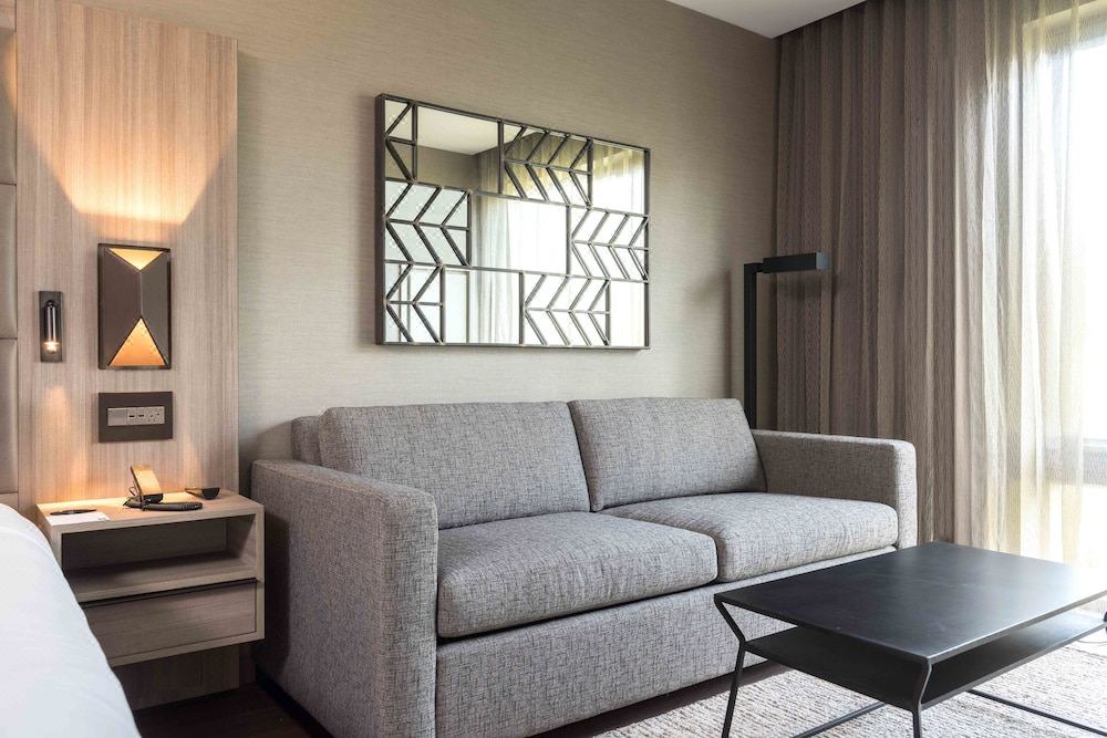 Photo of Livingroom in Cleveland Circle