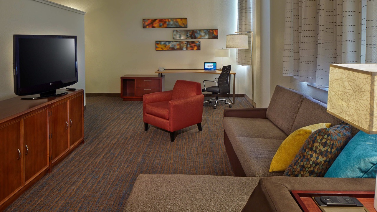 Photo of Livingroom in Downtown Hartford