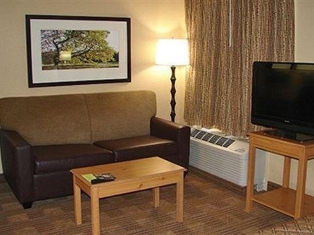 Photo of Livingroom in Shelton