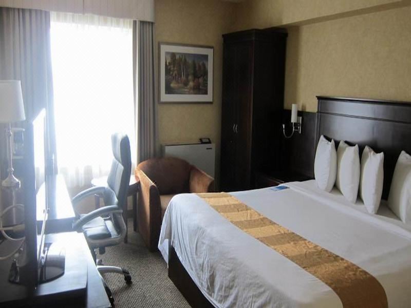 Photo of Bedroom in Northeast Mississauga