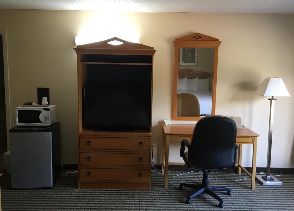 Photo of Livingroom in Hamden