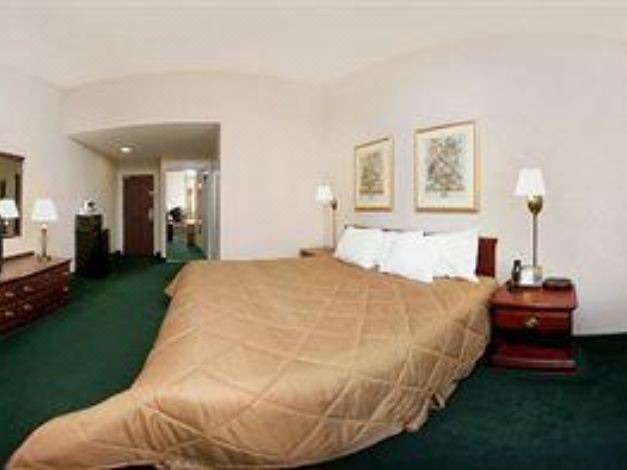 Photo of Bedroom in Cromwell