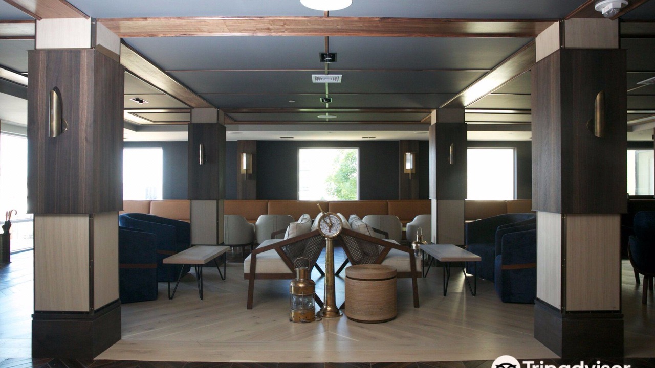 Photo of Livingroom in Goat Island