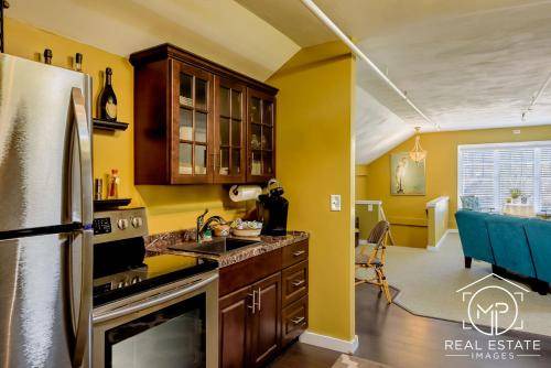 Photo of Kitchen in Yachting Village
