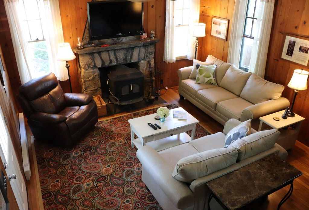 Photo of Livingroom in New Fairfield