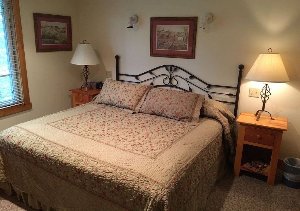 Photo of Bedroom in North Troy